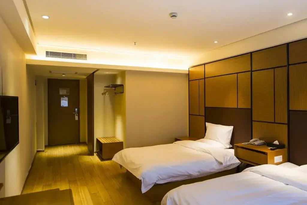 Ji Hotel (Guiyang Xiaohe Xiangjiang Road)