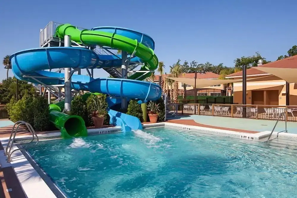 Regal Oaks Escape