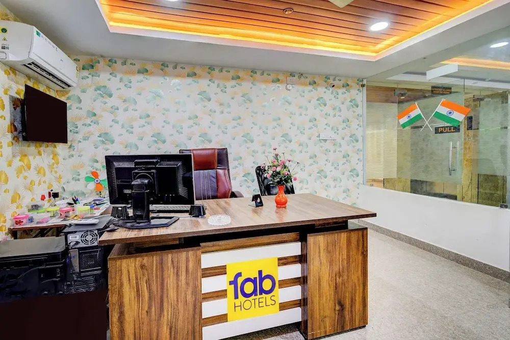 FabHotel R3 Atmos - Near Hitech Exibition Centre, Hitech City