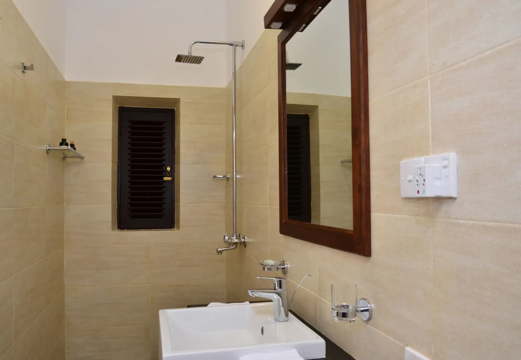 56 by Deco - Galle Fort
