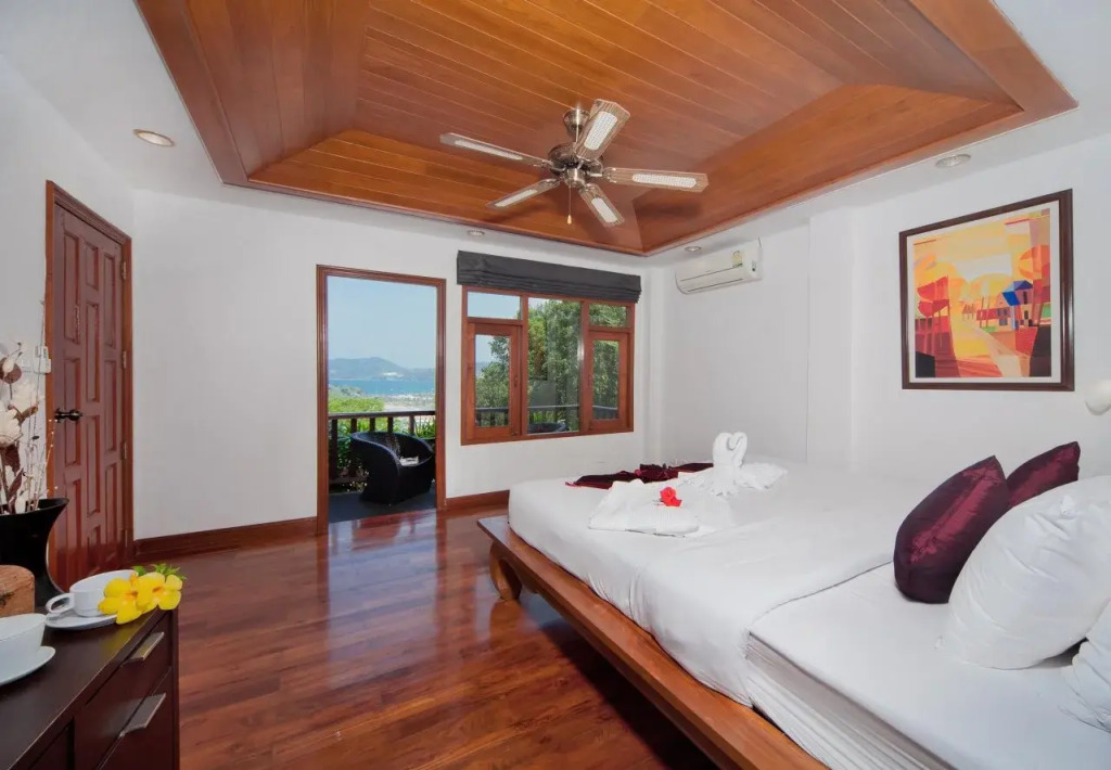 Phuket Villas at Patong Hill Estate