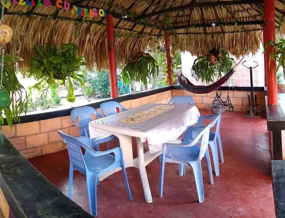 Hostal VILLA JULIANA