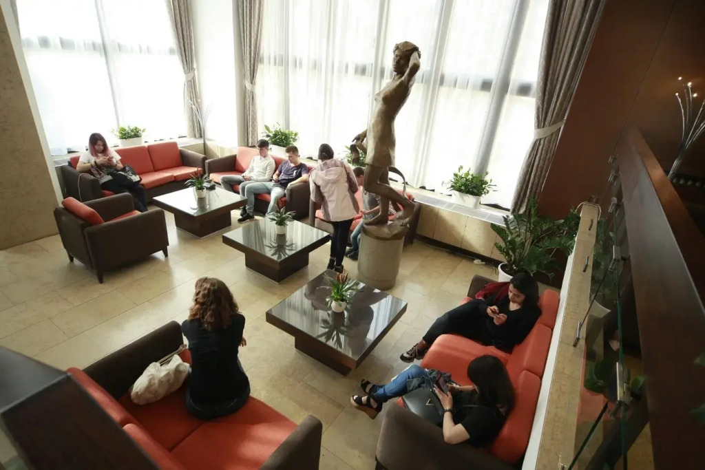 Hotel Krystal