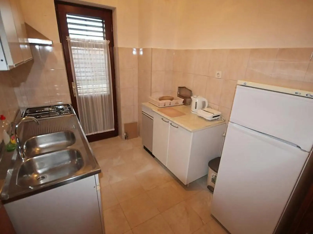 Comfortable Apartment, Close to the Beach