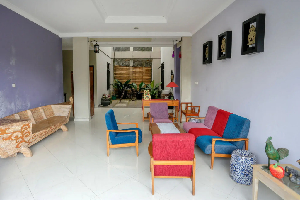 RedDoorz Plus at Palagan Joglo Sersan Bajuri