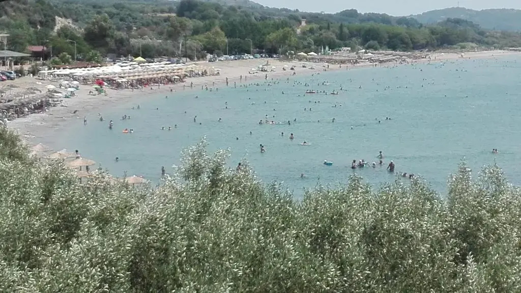 Spiros Rooms