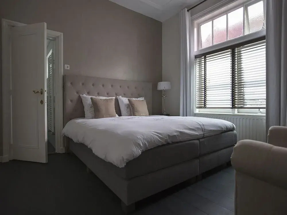 Zenzez Hotel & Lounge