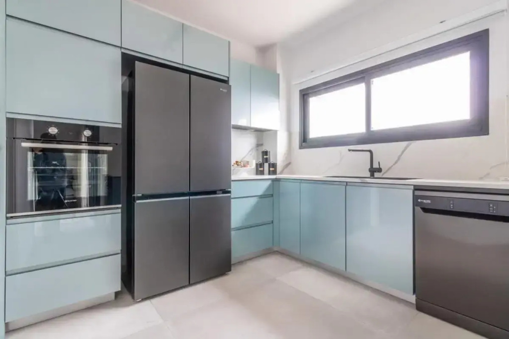 Magical 2BR Parking with amazing view in city gate
