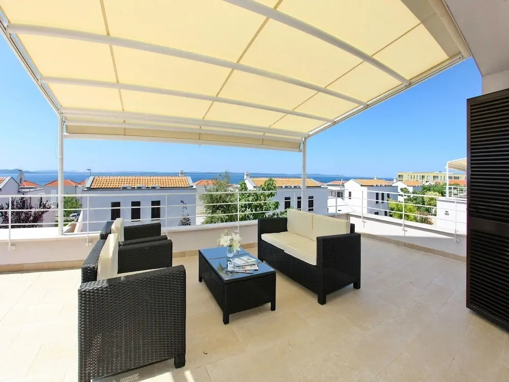 Luxury Apartment with Oven, 13 Km North of the City of Zadar