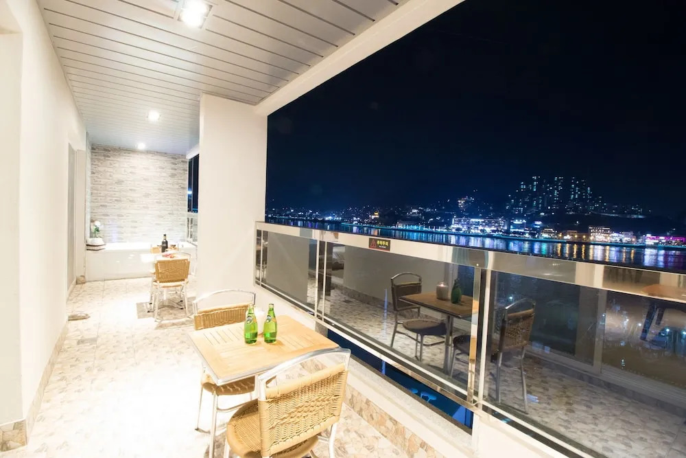 Lium Spa Hostel