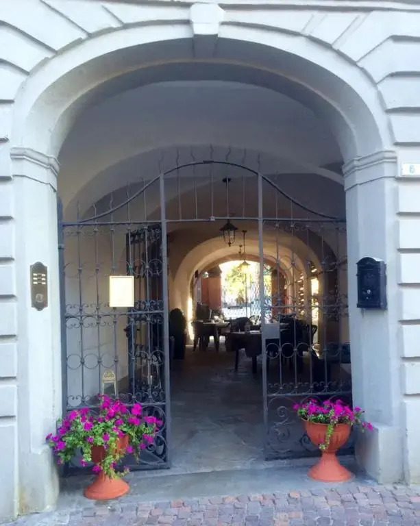 Villa Chiara Hotel