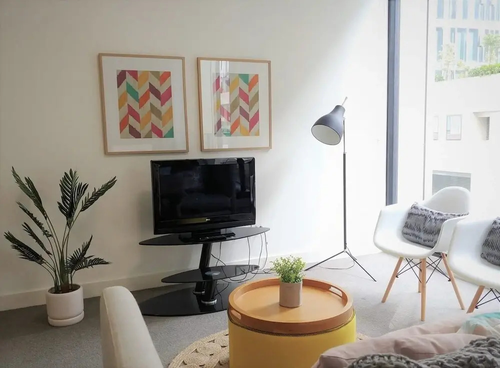Luxury 1 Bedroom 1 Study With 1 Parking