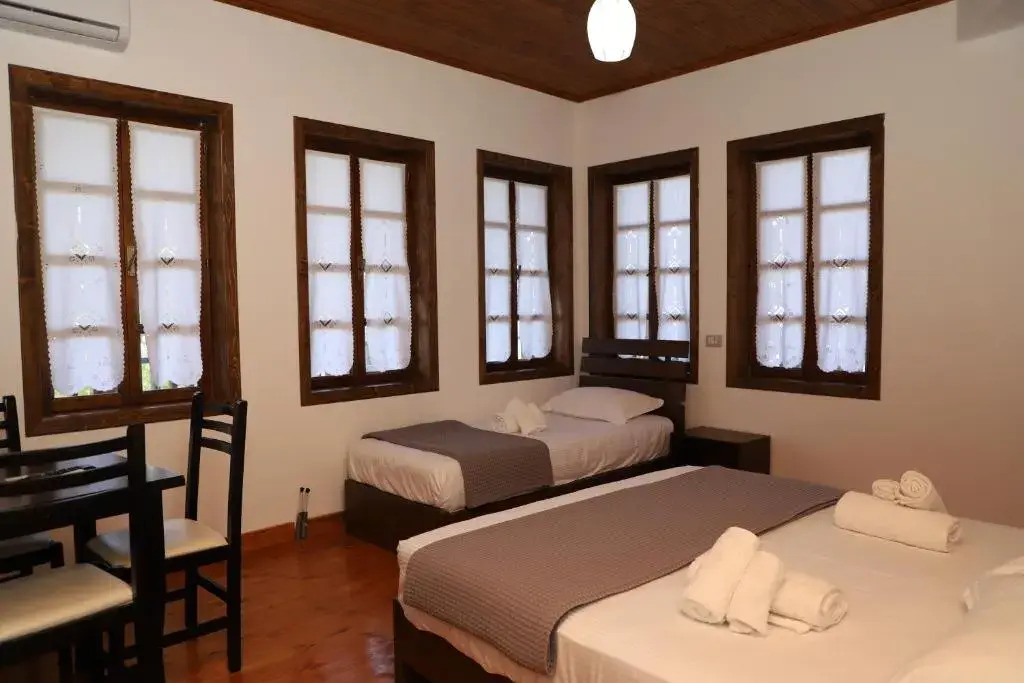Hotel Demaj