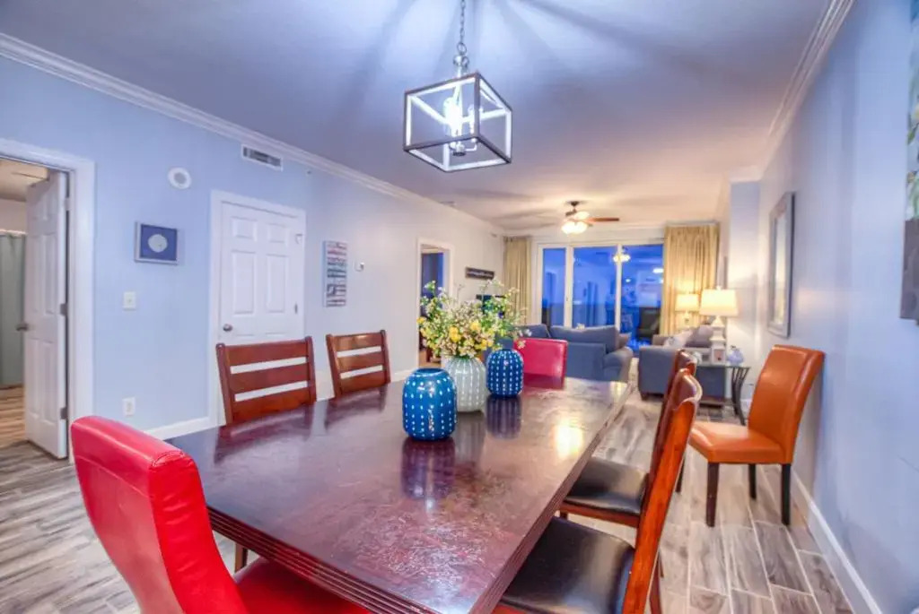 Ocean Reef 909! 4 BD 3 BA, Ocean View, And Amazing Location