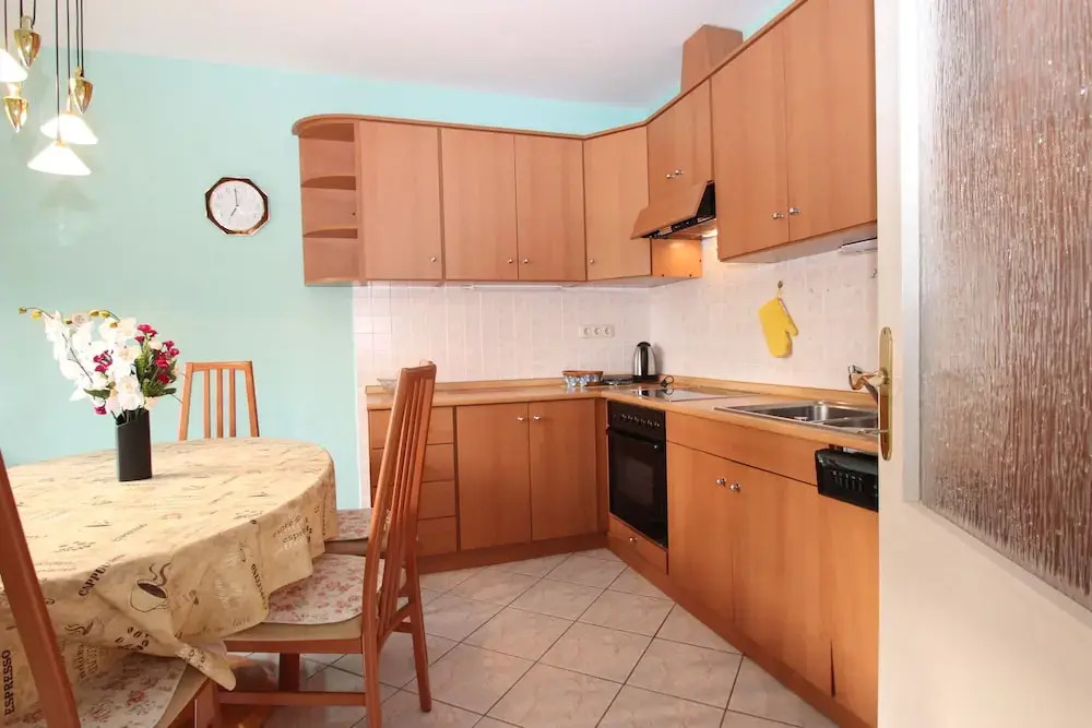 Guesthouse Emina