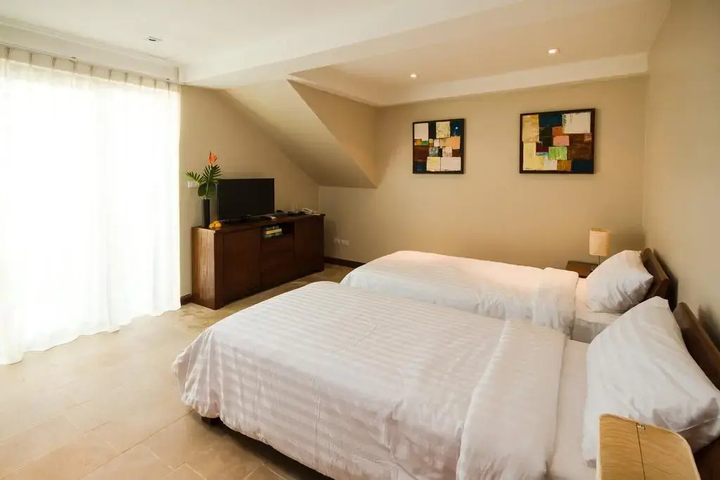 Nam Bo villa by Lofty