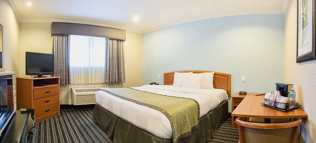 Hotel Parmani Near Stanford University