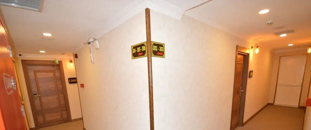 Arsisa Hotel