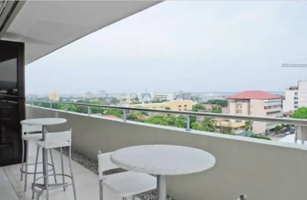 Premiere Citi Suites