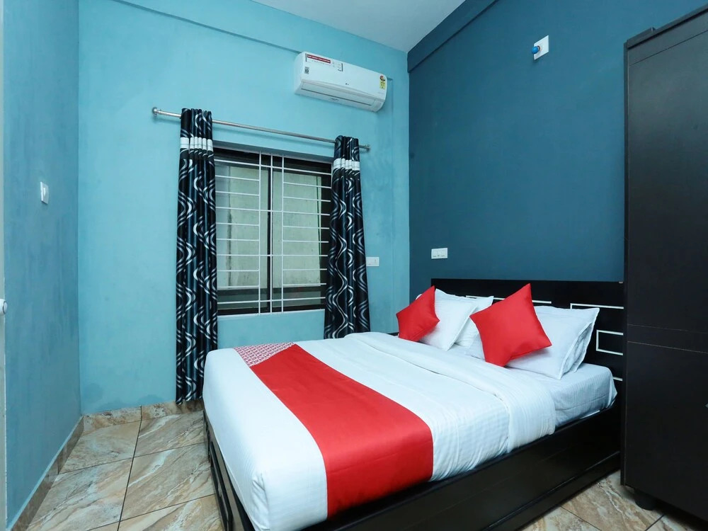 OYO 16417 Zahir Residency