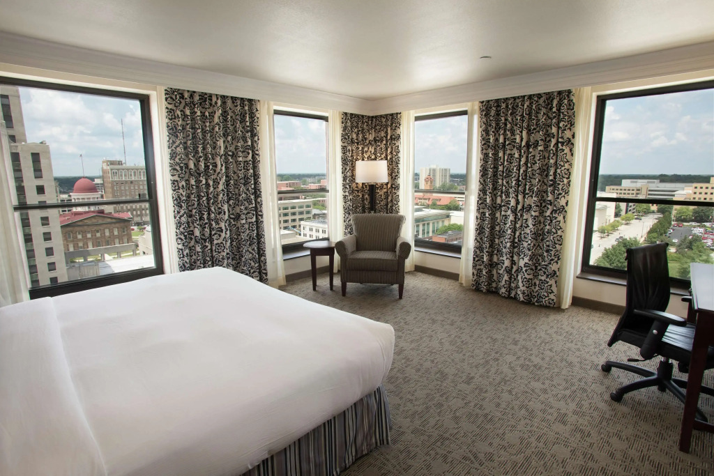 President Abraham Lincoln - A Doubletree by Hilton Hotel