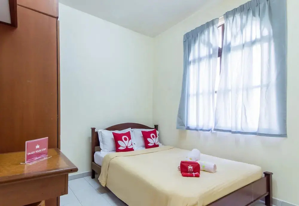 ZEN Home Lagenda Homestay