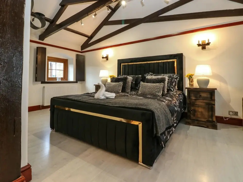 Winding Wheel Cottage
