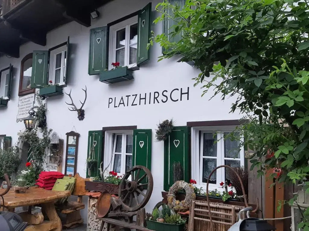 Platzhirsch der Heurigenwirt