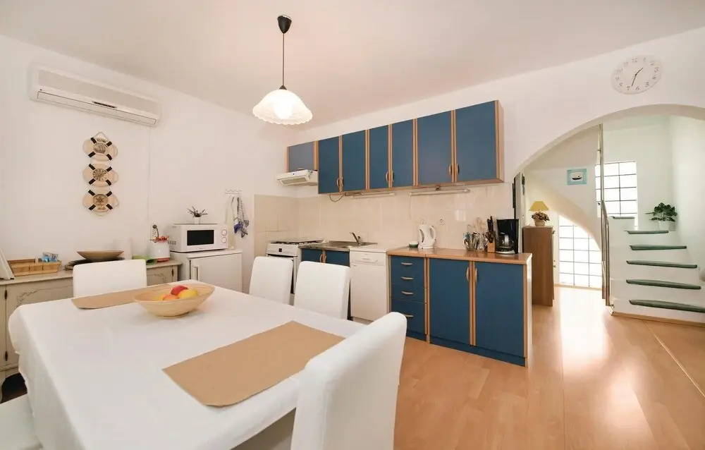 Awesome Home in Betina With Wifi and 4 Bedrooms