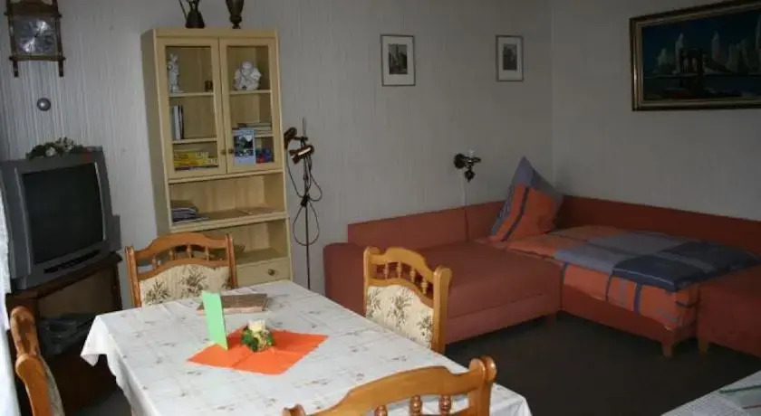 Haus am Hang