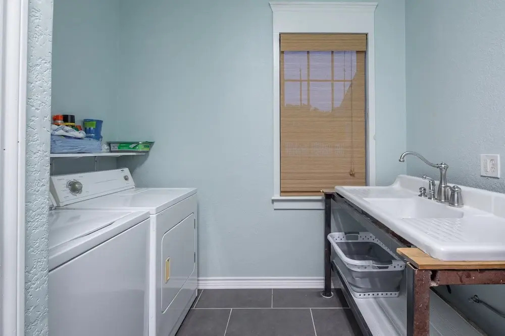 STONE RIDGE RETREAT - 5 Br Home