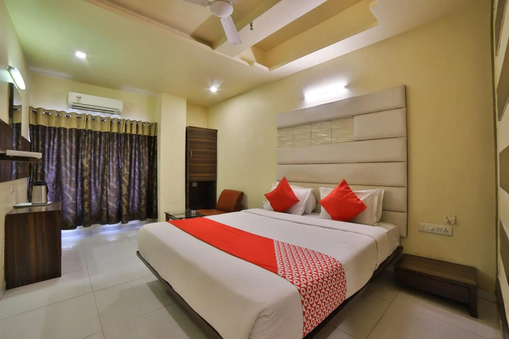 OYO Rooms Navrangpura