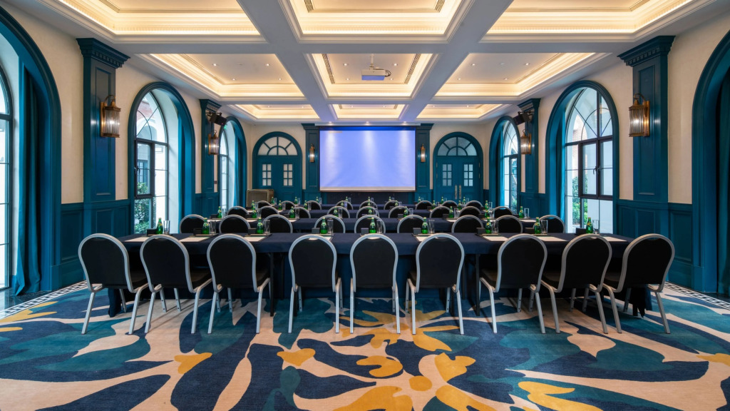 Hotel Indigo Heilong Lake by IHG