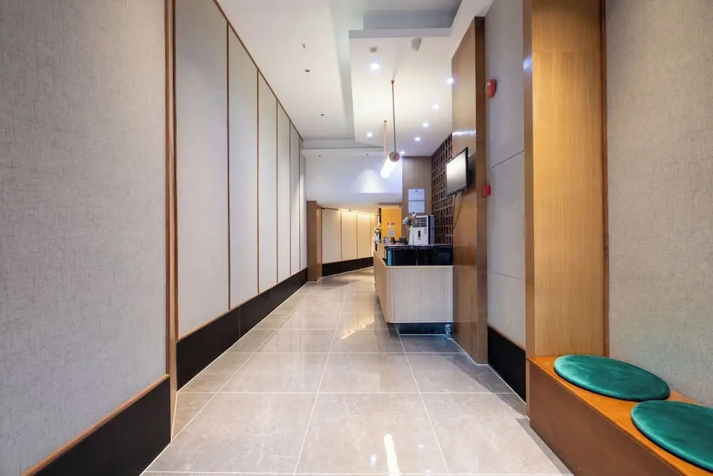 Yimi Hotel Changshou Metro Branch