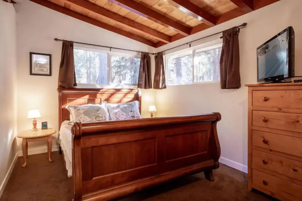 Vogel House #2004 by Big Bear Vacations