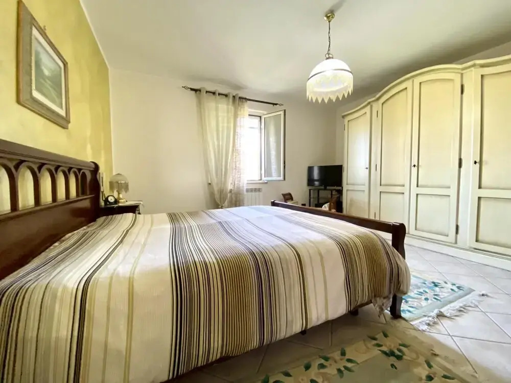 Villa Lilium With Private Pool 5 Bedrooms 10 pax 3 Bathrooms Parking