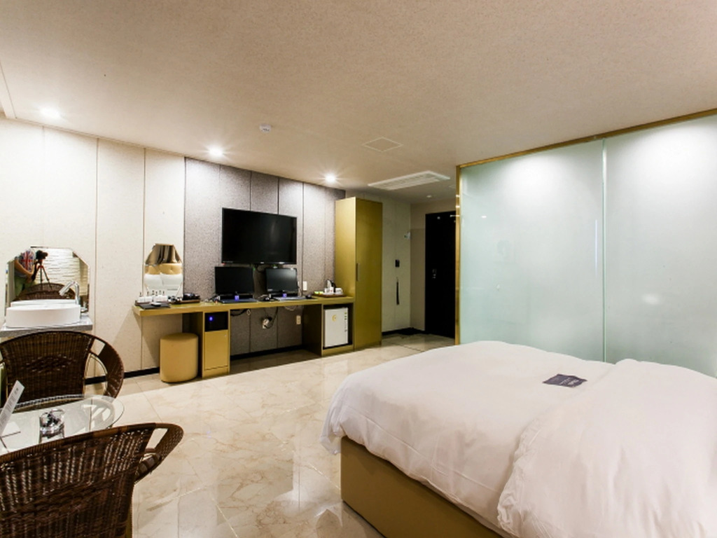 Urban Hotel & Golf