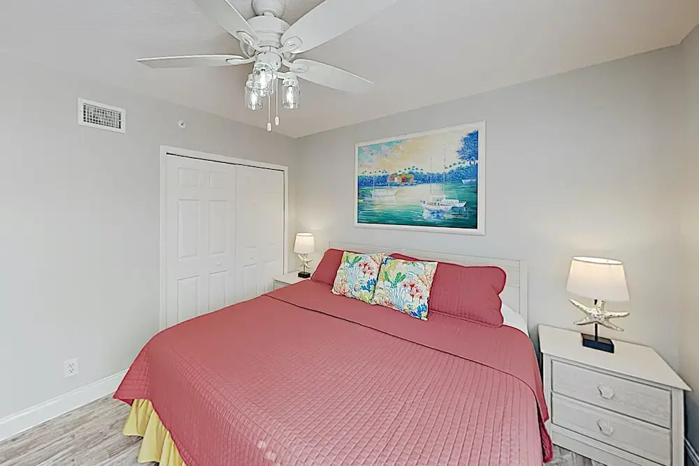 1802 Gulf Blvd Condo Unit 10 3 Bedrooms 2 Bathrooms Condo