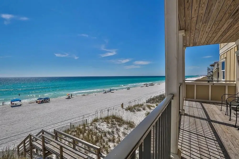 Las Olas 8 Bedroom Holiday Home by Five Star Properties