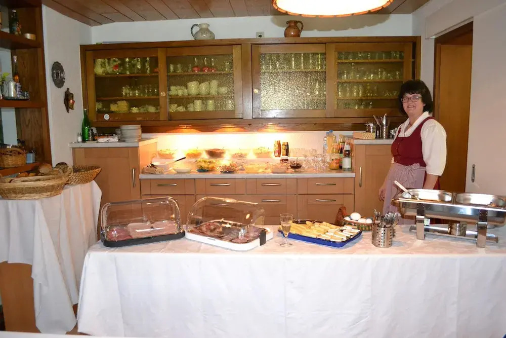 Gaestehaus Tagescafe Eckenfels