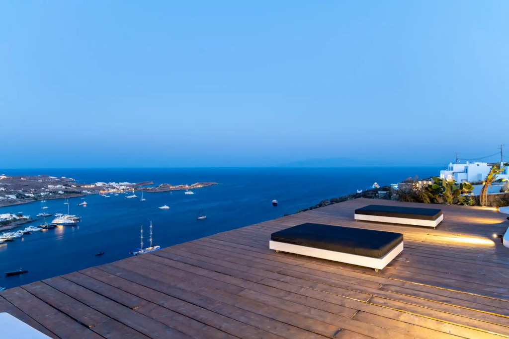 Villa Psarou - The Above Nammos Experience