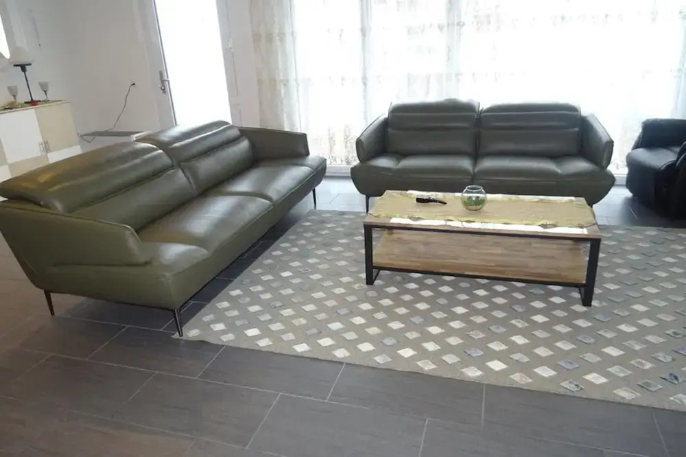 Euro Apartment
