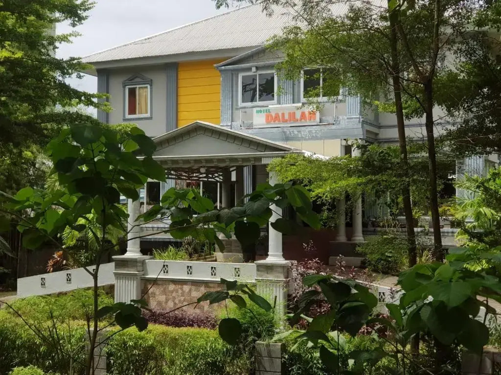 Wisma Dalilah Syariah Makassar RedPartner