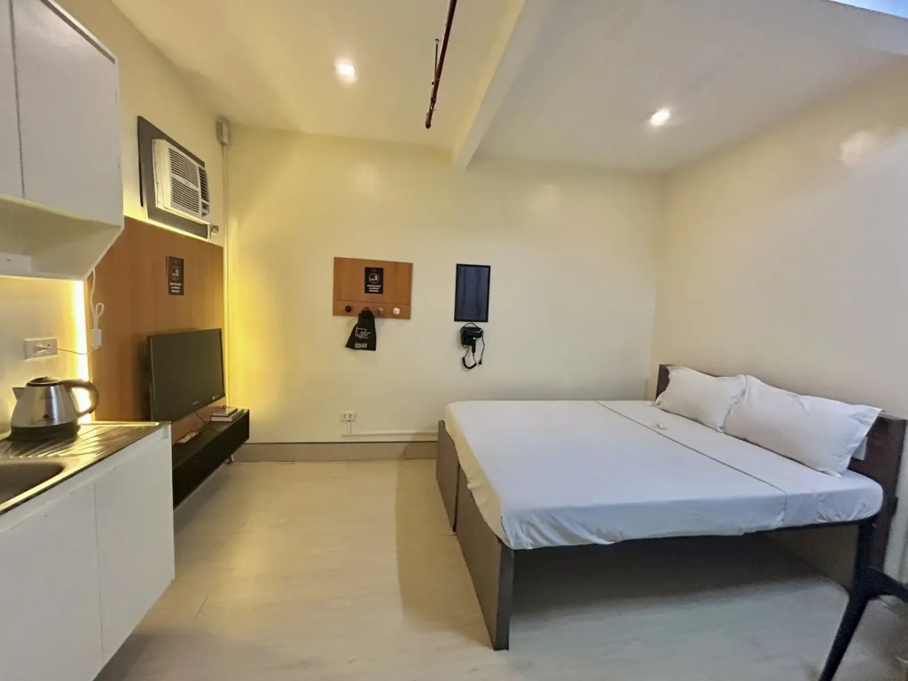 Selah Lofts Hotel
