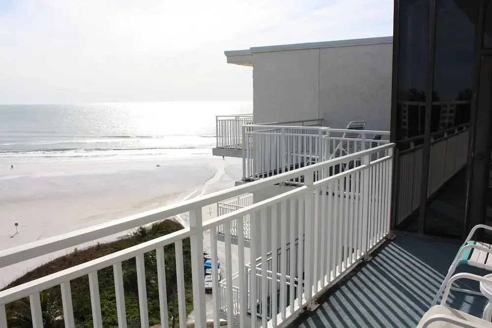 Jamaica Royale 802 - 2 Br Condo