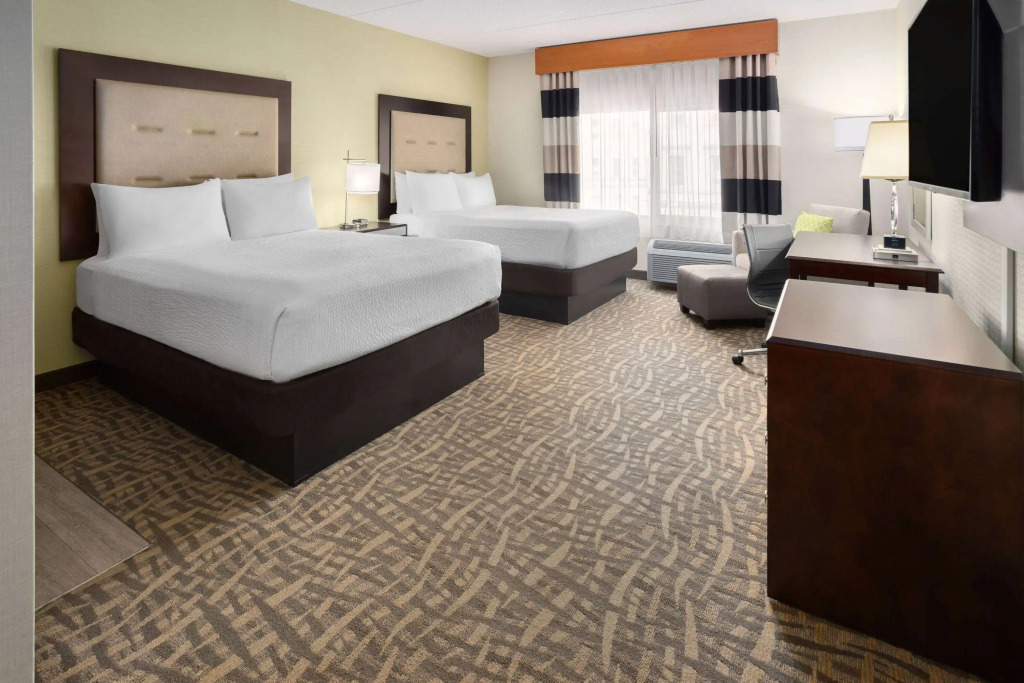 Wyndham Garden Buffalo Downtown