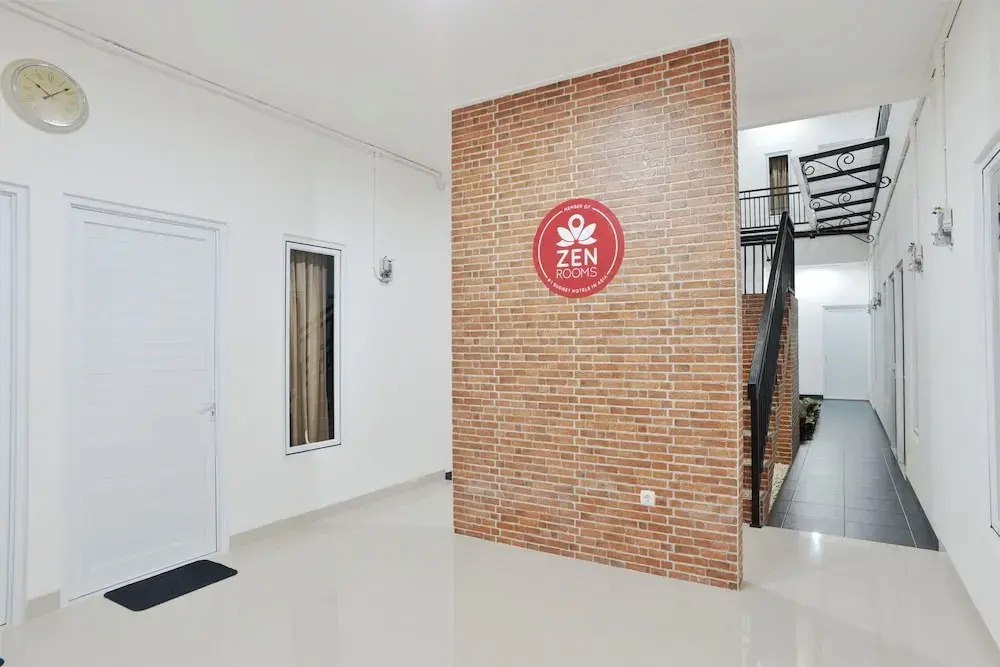 ZEN Rooms Bintaro Sector 3