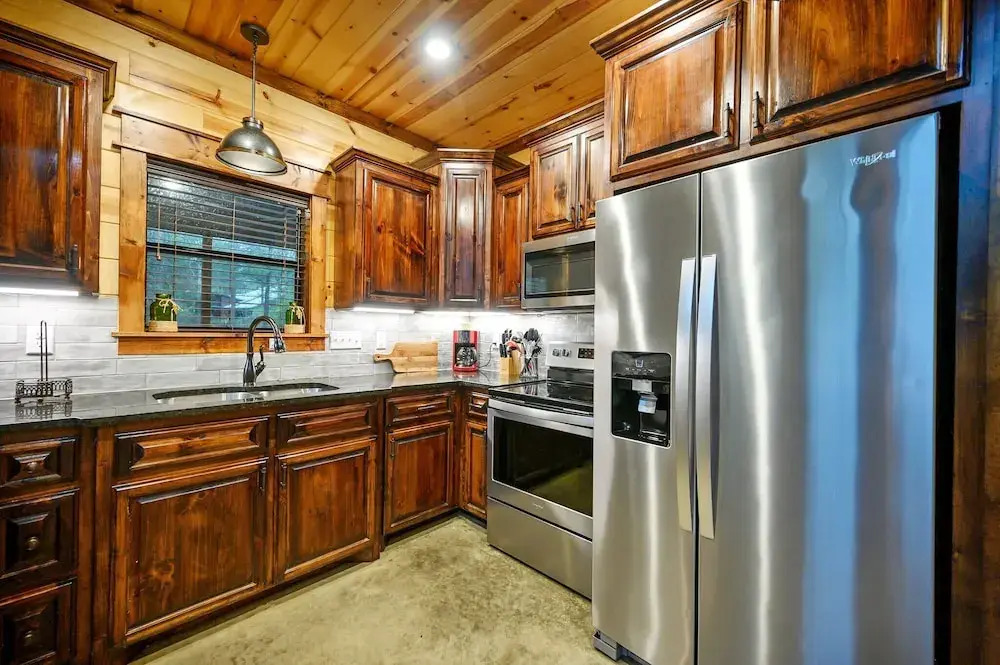 Sugar Mama Cabin for 10!