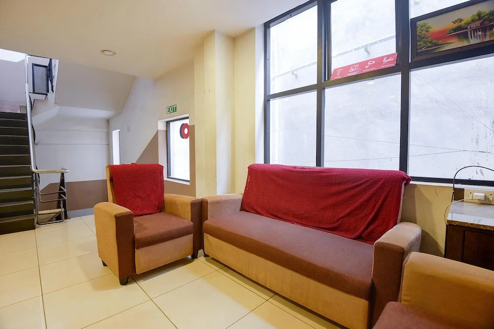 Fabhotel The Grand