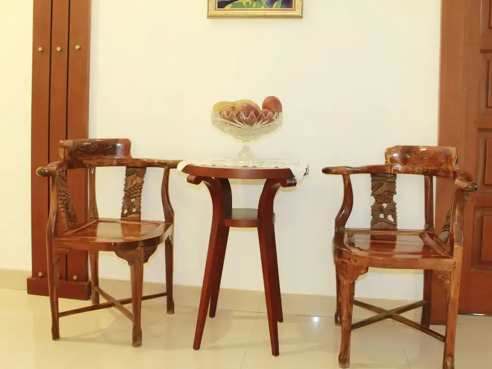 ZEN Rooms Setiabudi 9